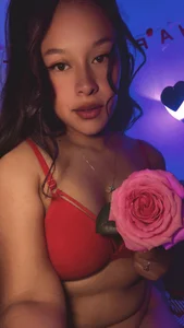 Liulee Valentine 💝 ✨ Pic 4