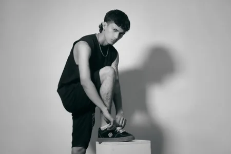 Lean_Portman Feel my slim skin Immagine  5