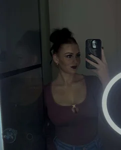 AmaraV69 Public Pic 2
