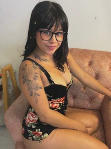 miahonneyy hello Pic 5