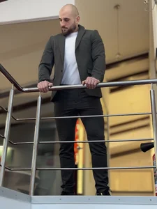 AdamJamesonnPublic图片 8