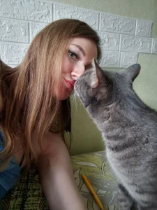 Hello_Lisha my cat is a furry friend Pic 2