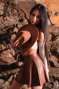 Bonniepark_ kullanıcısının Your hot cowgirl albümü -  7 fotoğraf