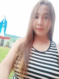 ur_ladyboy_fantasy Public Pic 3