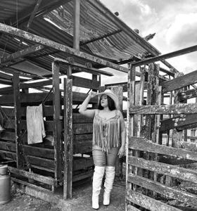 Salome_Adams1 sexy cowgirl Pic 4