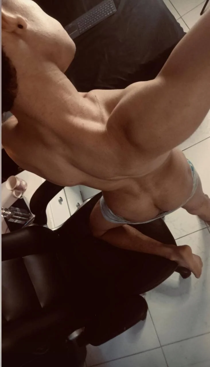 ThiagoFerrer_ Právě oblíbené foto 7317