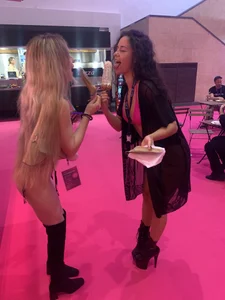 Holly-Glamour: Venus 2023 ( 5 фото)