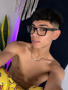 Lion_Boy18 Cuak 🐥 Hình