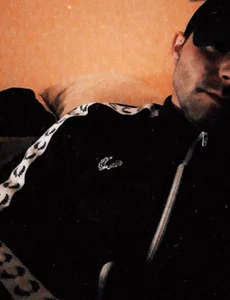 Public de MaximoMarty  2 Imagens