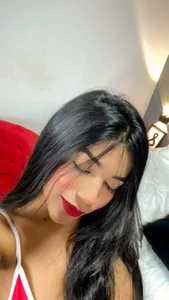 mollyrivera KNOW ME Immagine 