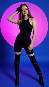 EvaWhite_ Public Pic 9