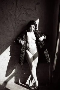 StunnigArt hot black white photos Pic 8