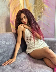 Ammy_Woodd Your sexy girl 💕  2টি ছবি