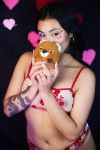 PEACHY_TAY: Valentine's Day ❤️ ( 3 фото)