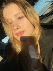 OnitaDagley Public Pic 3