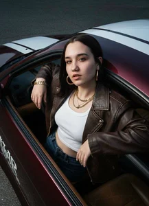 MarianHenaire Me Bilde