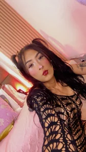 emily_rivas_ Public Pic 2