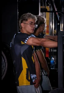 Deiv_SW1 Public Poză 2