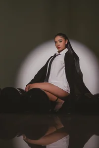 Antonella_Grayy Your sexy businesswoman Pic 3