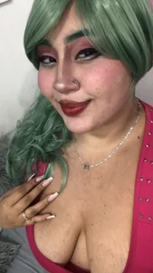 hi , i am bulma bby de ScarleGrace  6 photos