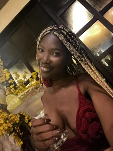 Tahira_21_ enjoying a good weekend ✨🥰🍸 slika