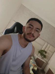 vitaly__ Public Bilde