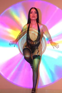 morganlake_: 🌈 Lights That Ignite Desire 🌈 ( фото)