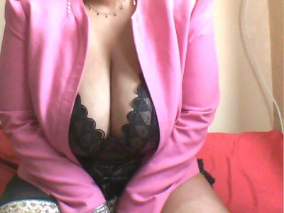 At 50 de SexxyBoob Foto 2