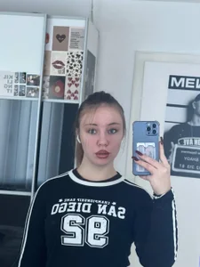 Energy that is infectious de Hey__wey  2 Imagens