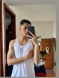 Sweet & Confident ✨ de Thristan05  Imagens