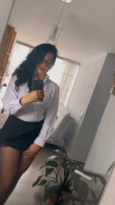 miss_secretary Public Pic 6