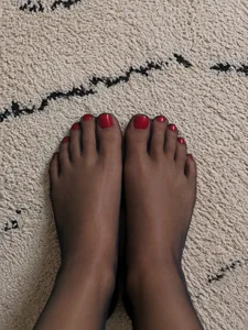 Transvirginie Mes pieds et mes mains avec du vernis!!!! slika 4