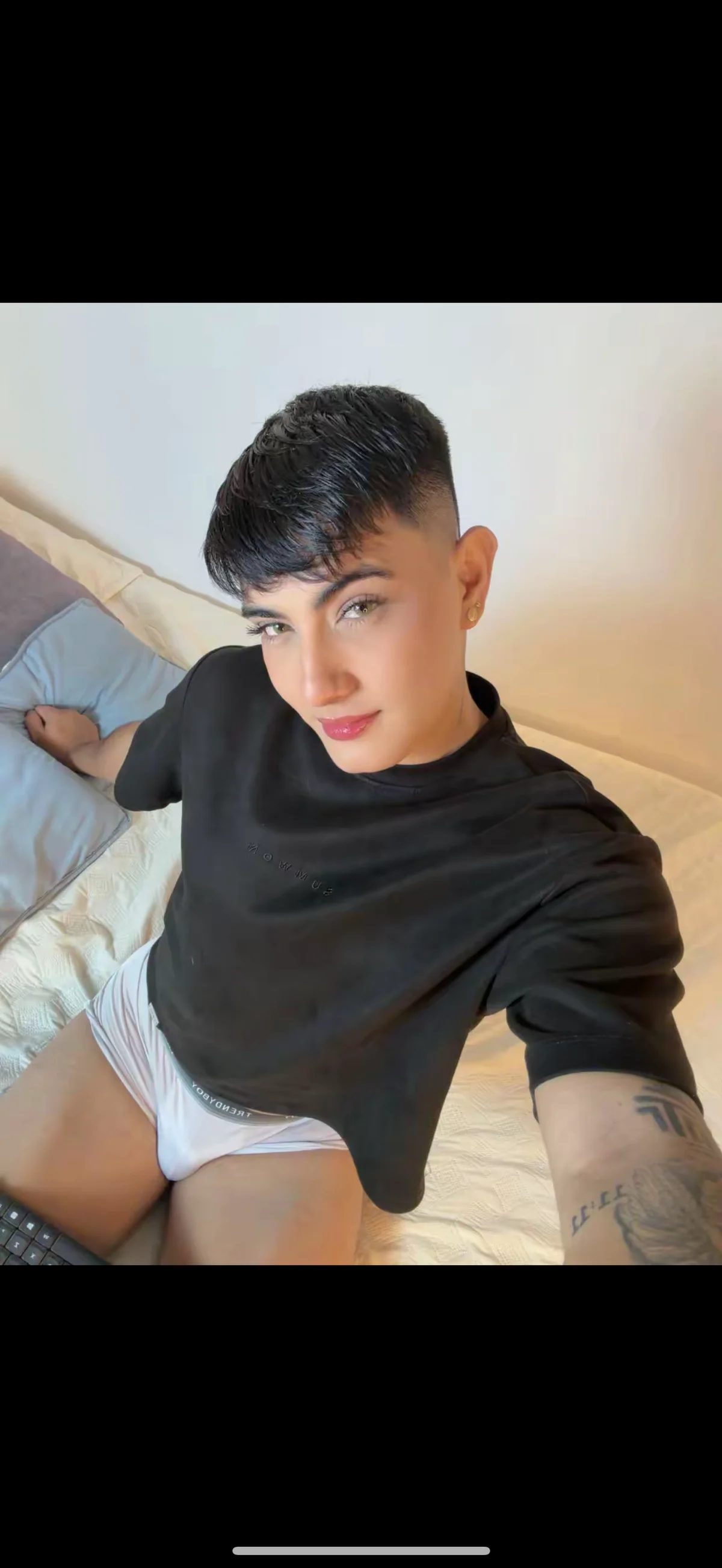 Andy_millerr immagine di tendenza 4202