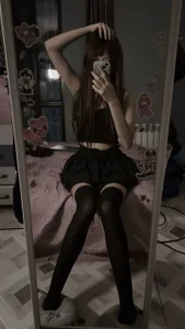 ShainaSchardein Public Kuva 3