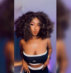 Brittanyjhons_ Public Billede 4