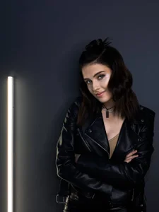 DaisyCollinges XXX nøgenfoto 4