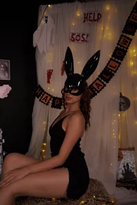 The Mysterious Black Bunny of Halloween 🕷️ de dulce_rose_7  photos