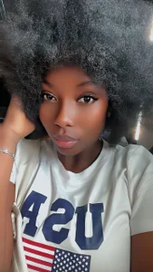 Sara_Marks “Sensualidad natural, energía única ✨” รูป  5