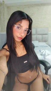 ScarletEvanss_ Good Tuesday 🌺💖 Pic 3