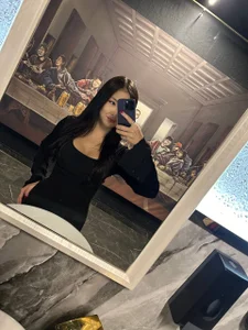 Less_i's XXX Nude Photo 4