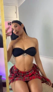 Kinky_Mindy_ ready to go to school 😈 Bilde 2