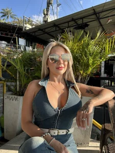 Susi_and_mat sunny day Pic