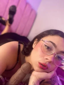 antonelllepiercee I WANNA KISS 💋 Billede