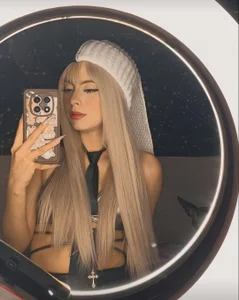 isaneptuneuwu Public Foto 2