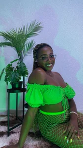 HanaahquinnのEMERALD TEMPTATION💚🍀🍺の 2枚の写真