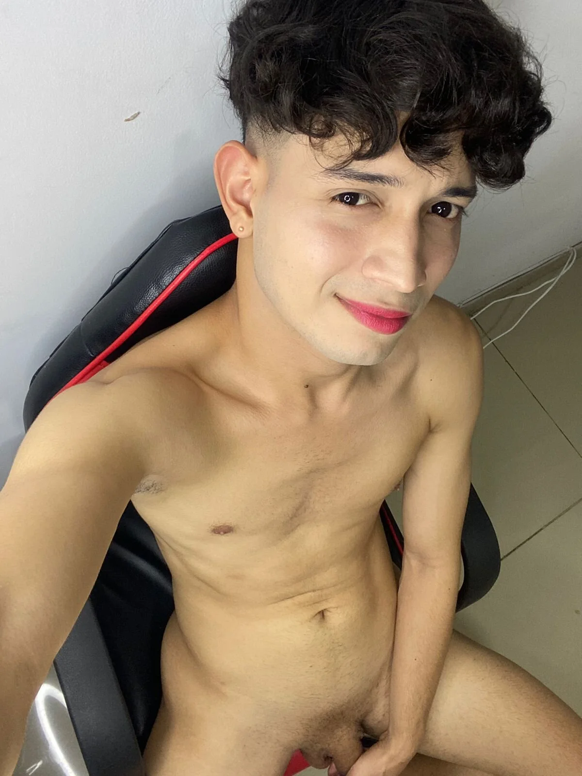 Benjamin_Buster immagine di tendenza 9920