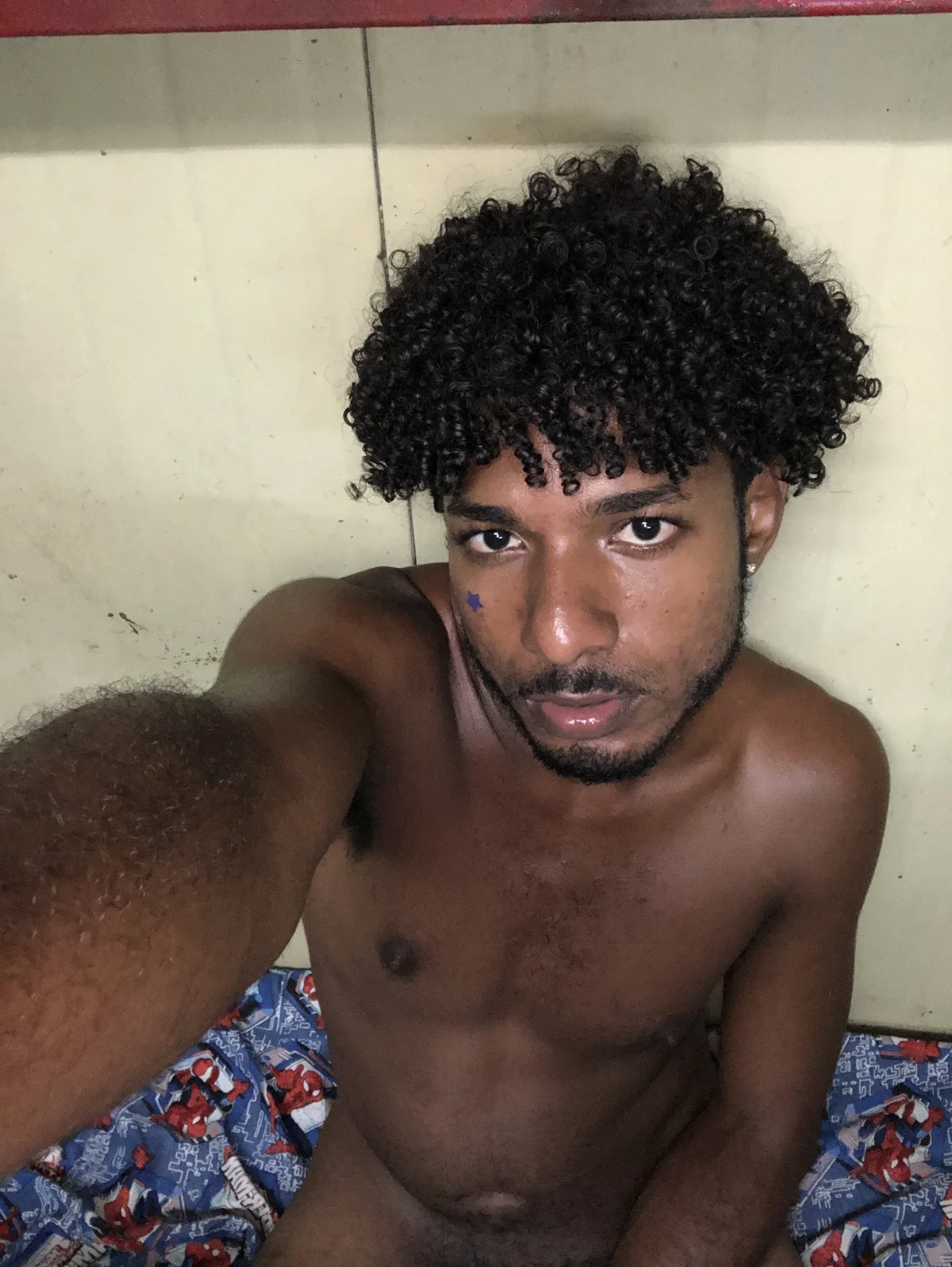 Foto em tendência de tumoreno65 3131
