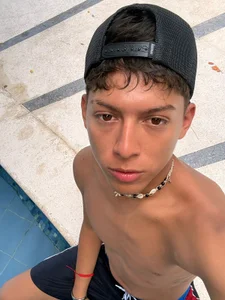 Ryan_wylde2 Public Immagine  5