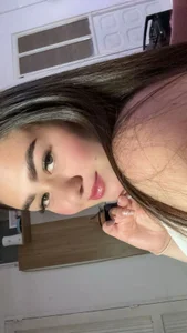 Valery_blonde18 Public Pic 2