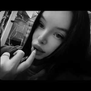 ScarlettBales Public รูป  3